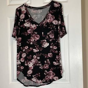 Short sleeve top
